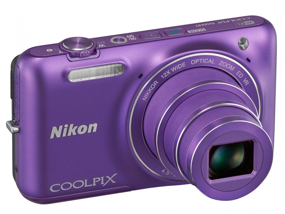 Nikon COOLPIX S6600 la fotocamera compatta con schermo snodabile
