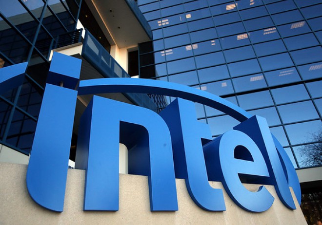Intel, la crisi dei pc costa 12 mila posti di lavoro