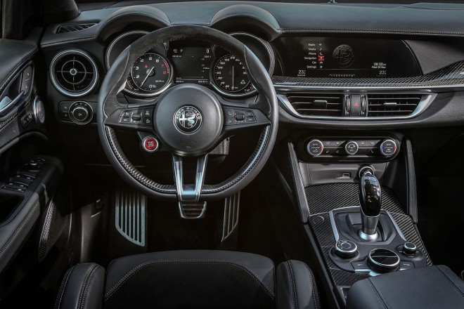 alfa romeo giulia quadrifoglio apple carplay apple carplay e android auto disponibili su alfa romeo stelvio e giulia hdmotori it alfa romeo giulia quadrifoglio apple carplay apple carplay e android auto disponibili su alfa romeo stelvio e giulia hdmotori it